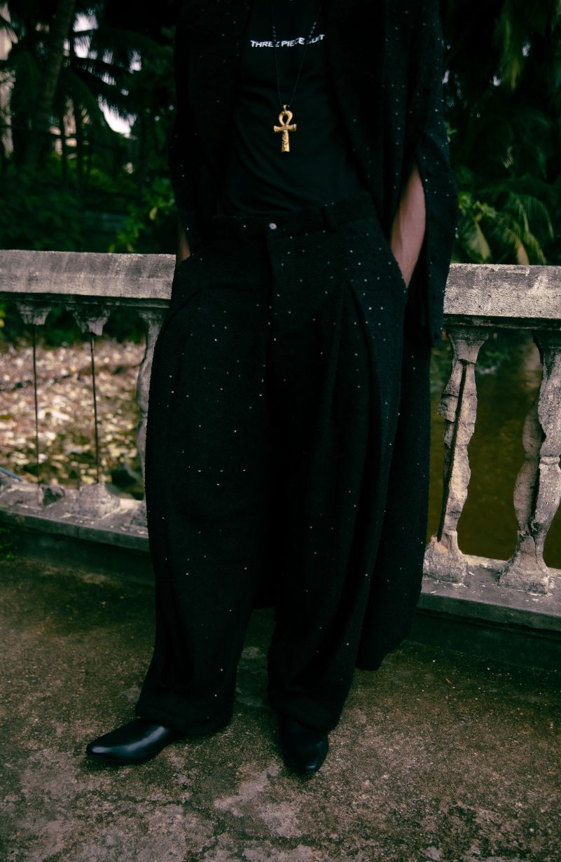 IN Official black trench coat